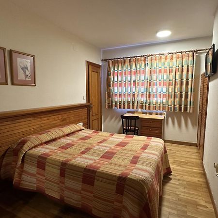 Hosteria Gelin De Gajano מראה חיצוני תמונה