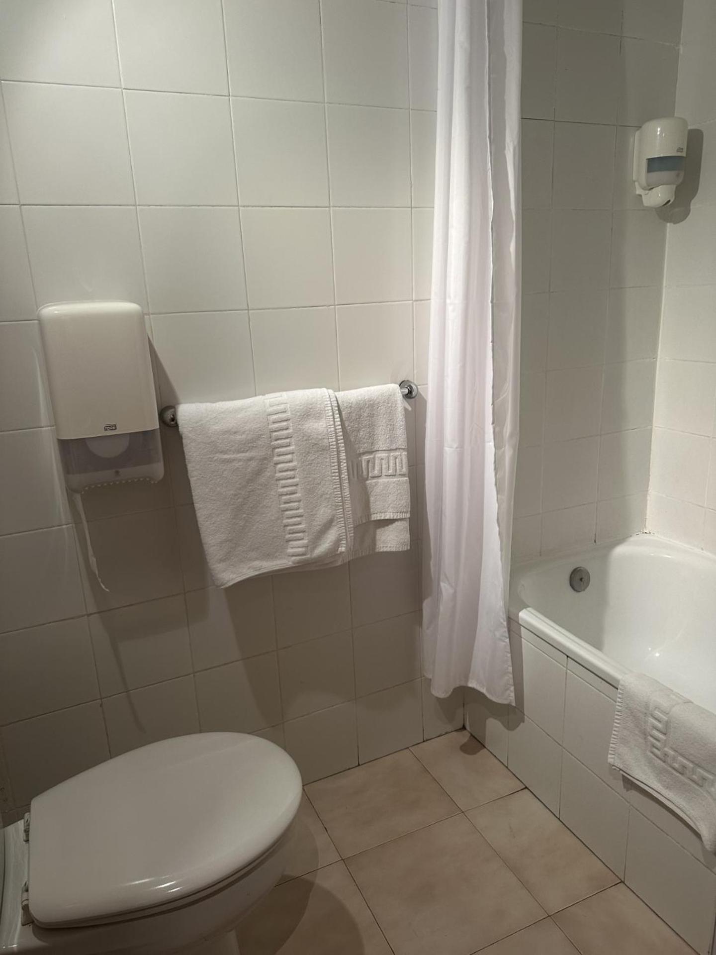 Hosteria Gelin De Gajano מראה חיצוני תמונה