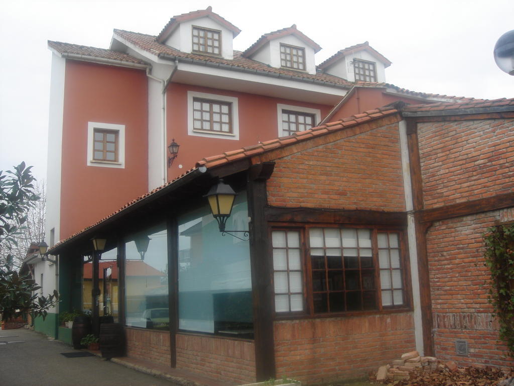 Hosteria Gelin De Gajano מראה חיצוני תמונה